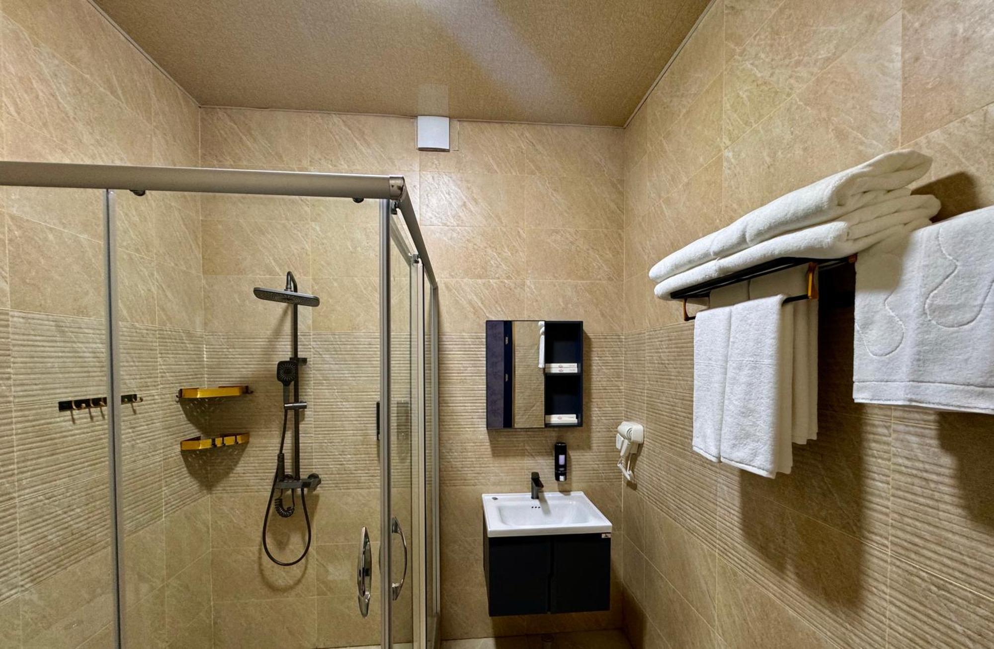 Arda Plaza Hotel Taškent Exteriér fotografie